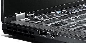 ngo-vao-Mic-va-tai-nghe-laptop.jpg