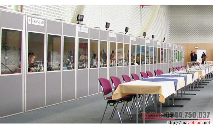 Where-to-place-the-translation-booth-Bilingva-845x510.jpg Where-to-place-the-translation-booth-Bilingva-845x510.jpg